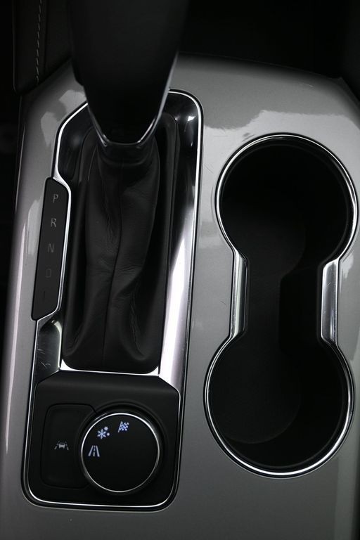 Chevrolet Blazer Vehicle Full-screen Gallery Image 14