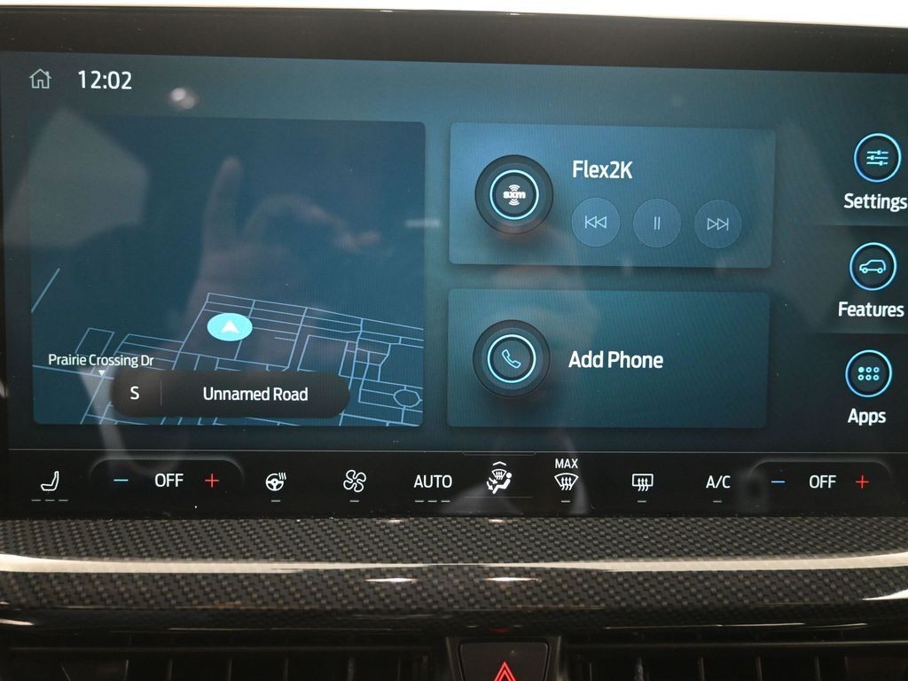 Ford Escape Vehicle Full-screen Gallery Image 11