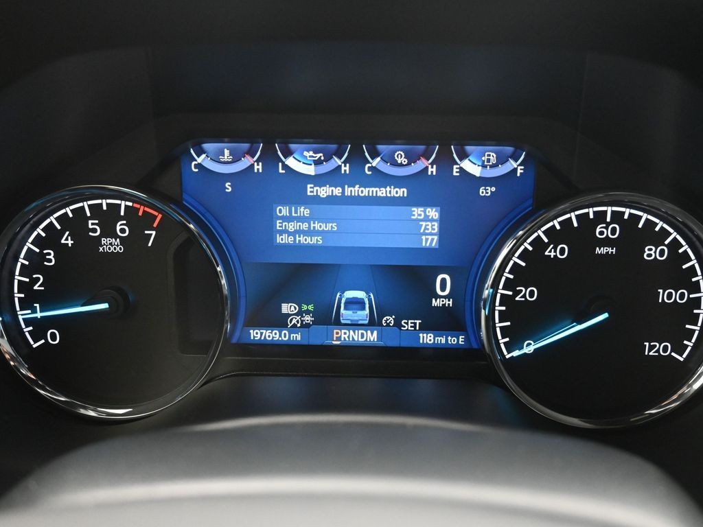 Ford F-150 Vehicle Full-screen Gallery Image 10