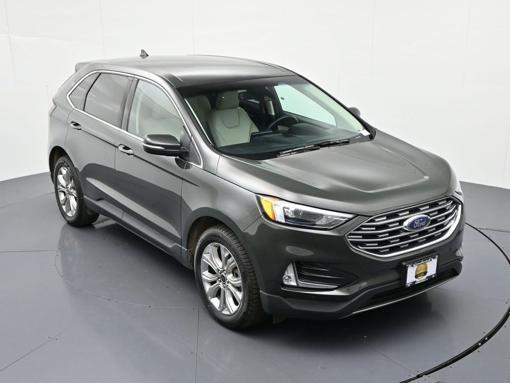 Ford Edge Vehicle Full-screen Gallery Image 24