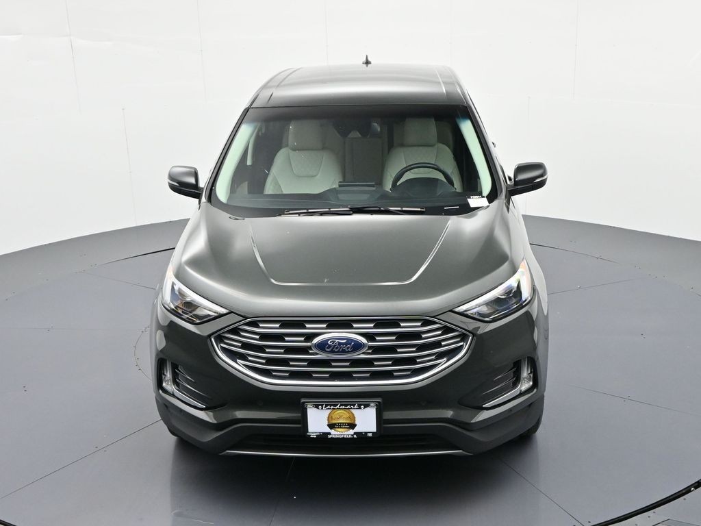 Ford Edge Vehicle Full-screen Gallery Image 25