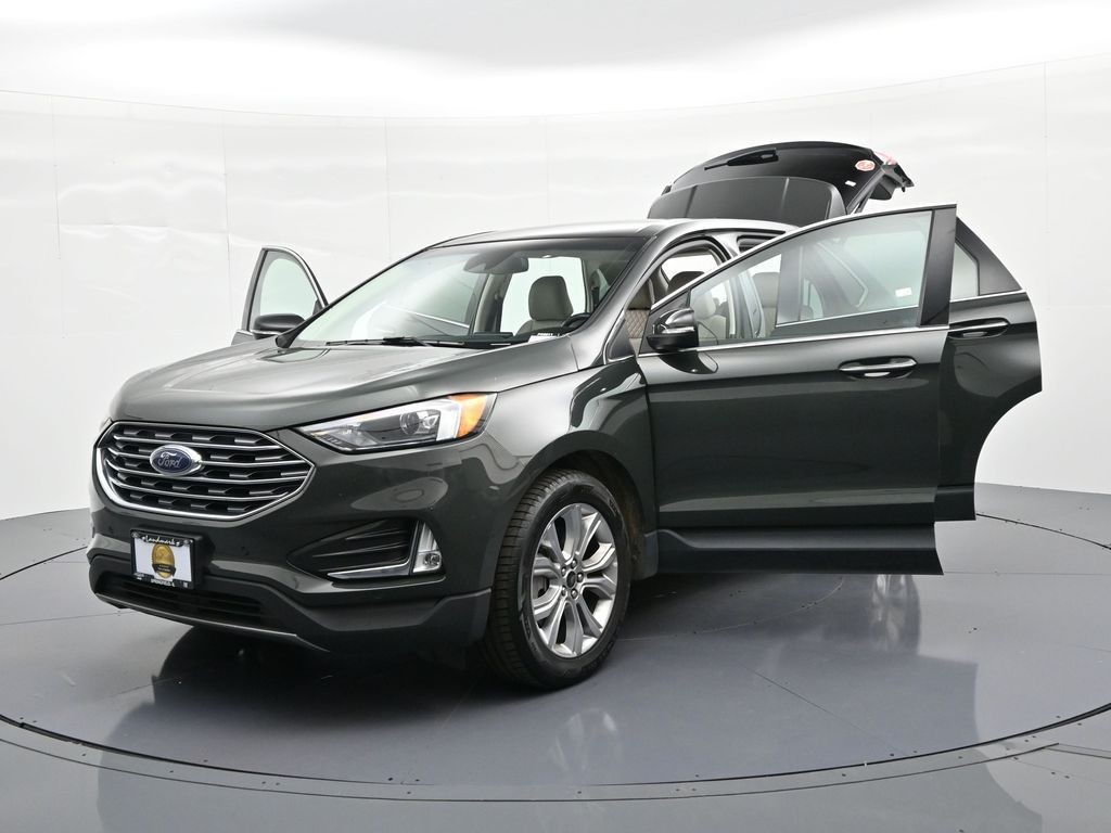 Ford Edge Vehicle Full-screen Gallery Image 34