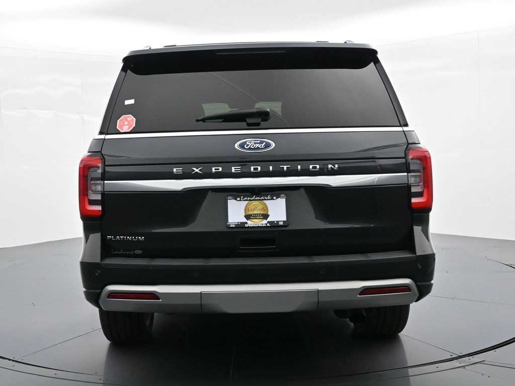 Ford Expedition Vehicle Full-screen Gallery Image 7