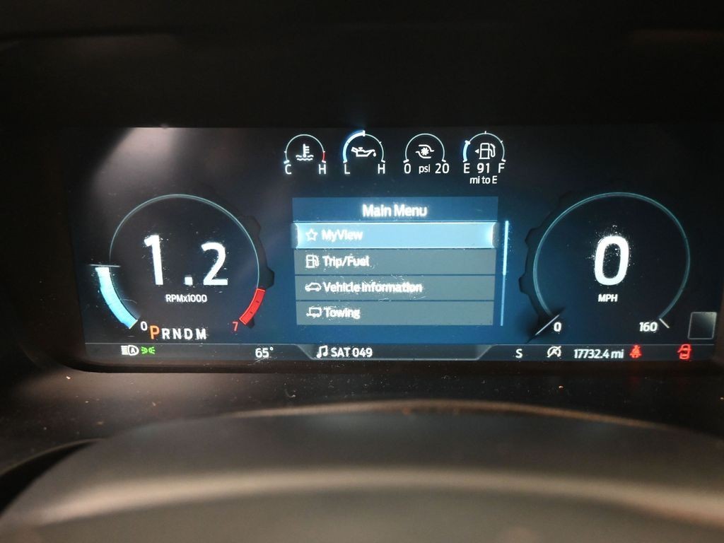 Ford Expedition Vehicle Full-screen Gallery Image 10