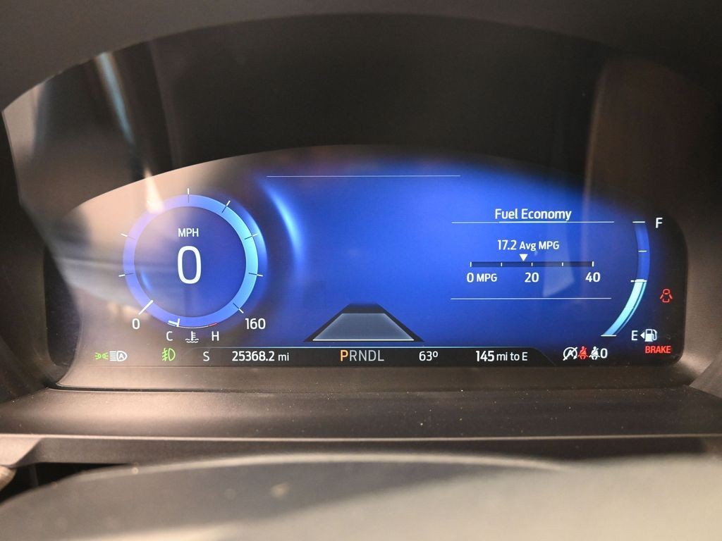 Ford Explorer Vehicle Full-screen Gallery Image 10