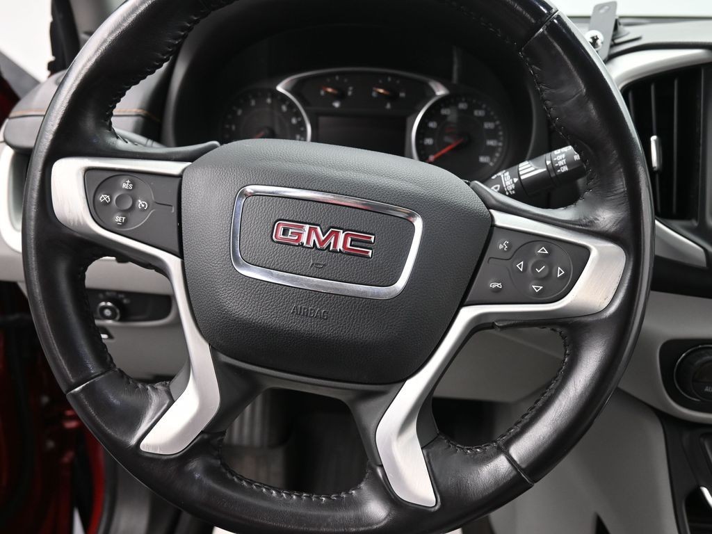 GMC Terrain Vehicle Full-screen Gallery Image 14