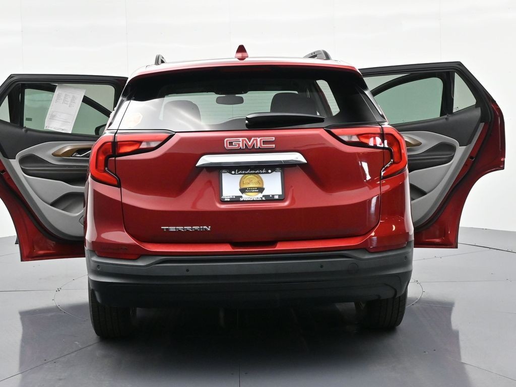 GMC Terrain Vehicle Full-screen Gallery Image 27