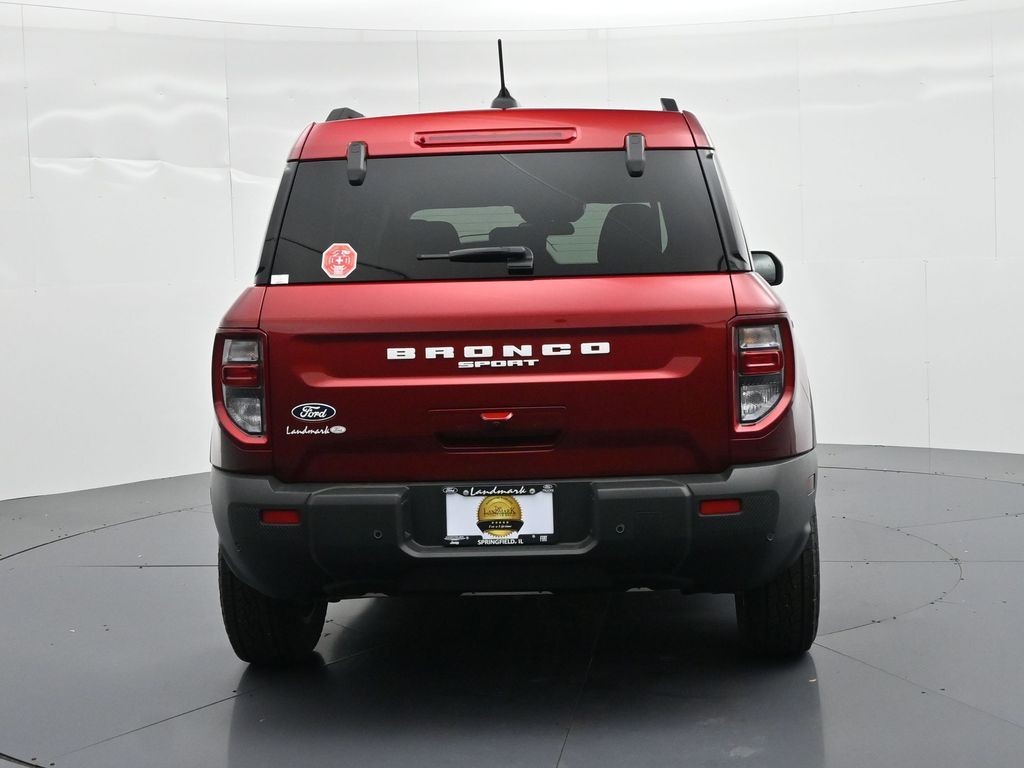 Ford Bronco Sport Vehicle Full-screen Gallery Image 7