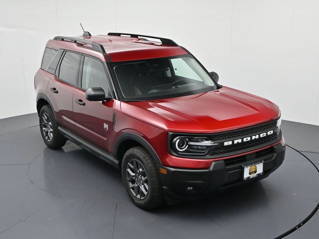 Ford Bronco Sport Vehicle Full-screen Gallery Image 14
