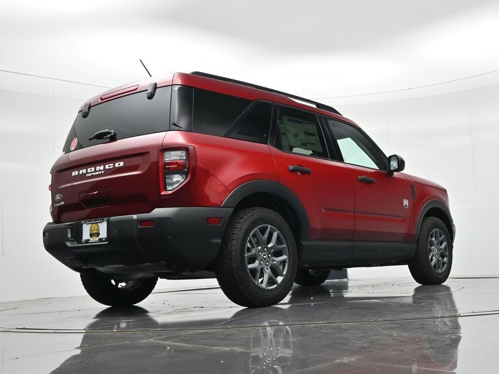 Ford Bronco Sport Vehicle Full-screen Gallery Image 20