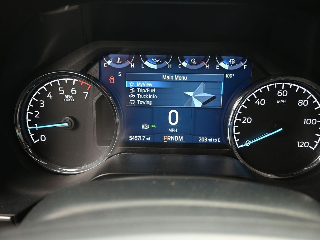 Ford F-150 Vehicle Full-screen Gallery Image 10