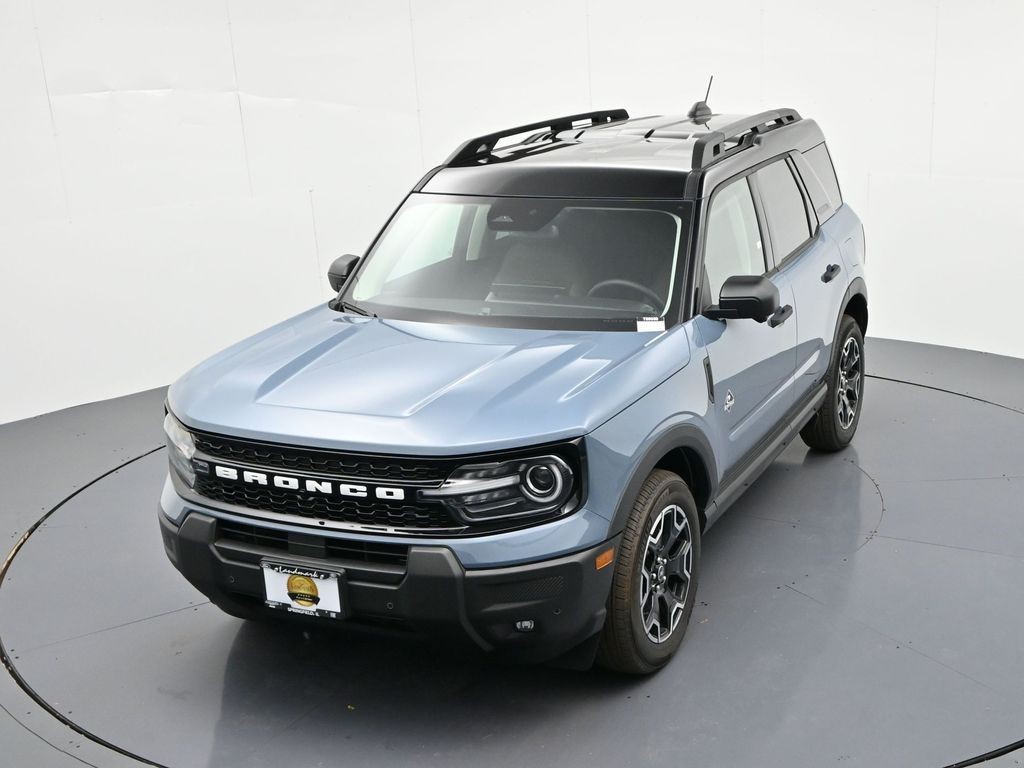 Ford Bronco Sport Vehicle Full-screen Gallery Image 28