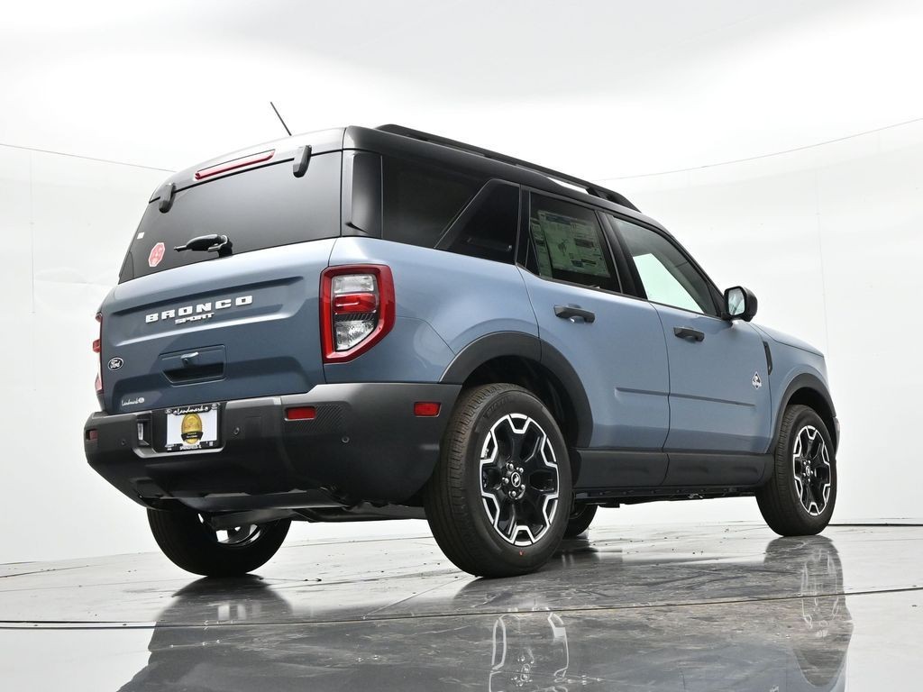 Ford Bronco Sport Vehicle Full-screen Gallery Image 32