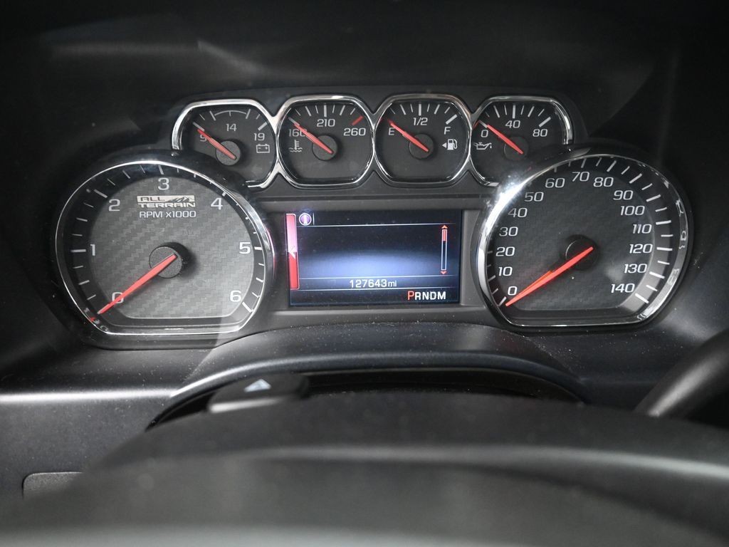 GMC Sierra 1500 Vehicle Full-screen Gallery Image 14