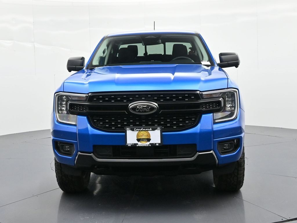 Ford Ranger Vehicle Full-screen Gallery Image 3