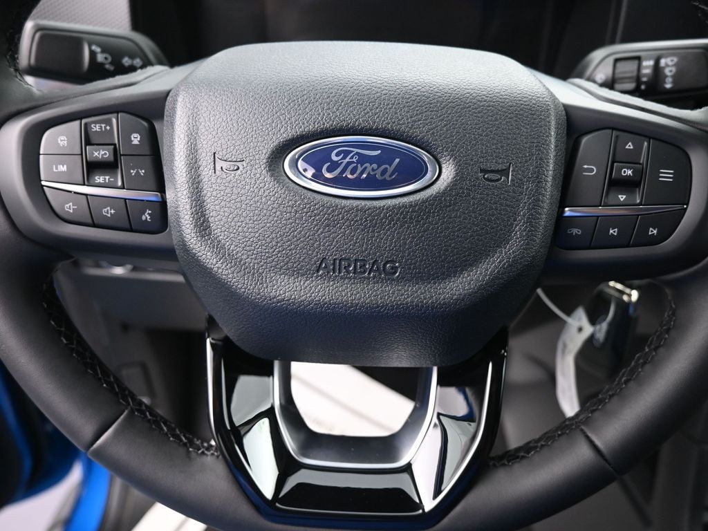 Ford Ranger Vehicle Full-screen Gallery Image 15