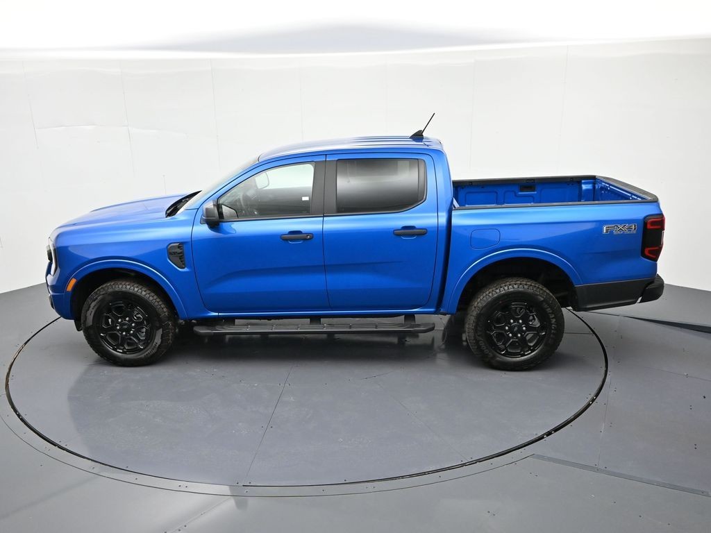 Ford Ranger Vehicle Full-screen Gallery Image 23