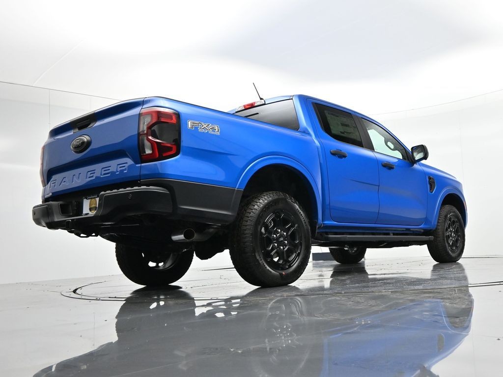 Ford Ranger Vehicle Full-screen Gallery Image 26