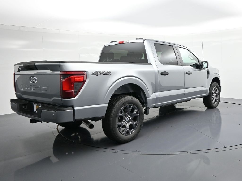 Ford F-150 Vehicle Full-screen Gallery Image 6