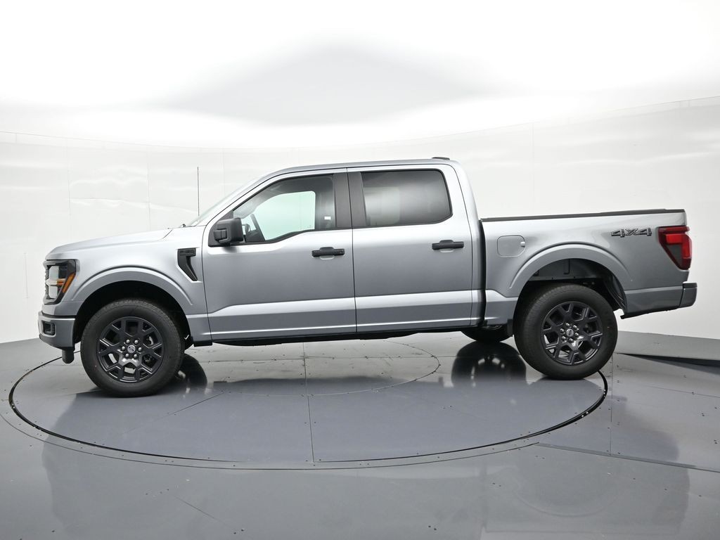 Ford F-150 Vehicle Full-screen Gallery Image 9