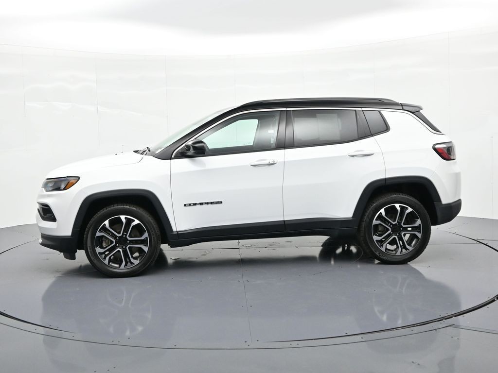 Jeep Compass Vehicle Full-screen Gallery Image 9