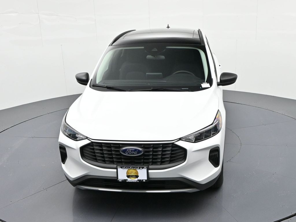 Ford Escape Vehicle Full-screen Gallery Image 24