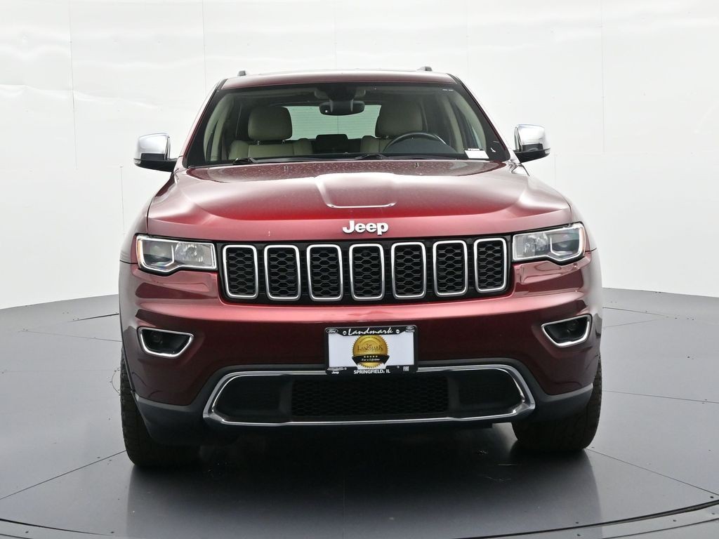Jeep Grand Cherokee Vehicle Full-screen Gallery Image 3