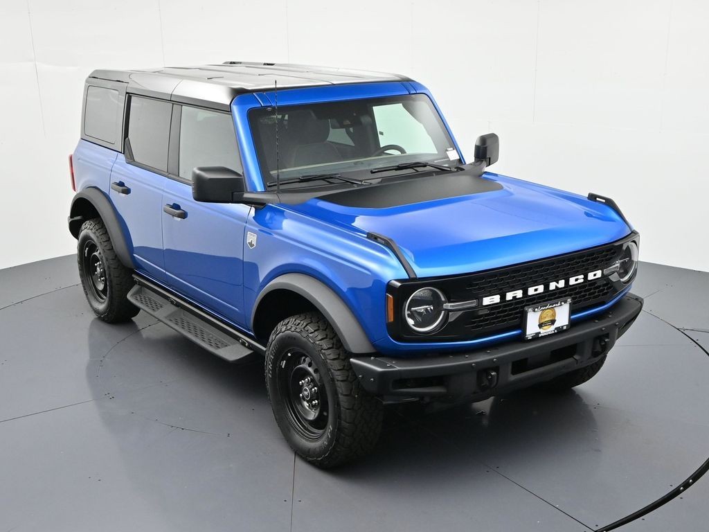 Ford Bronco Vehicle Full-screen Gallery Image 23