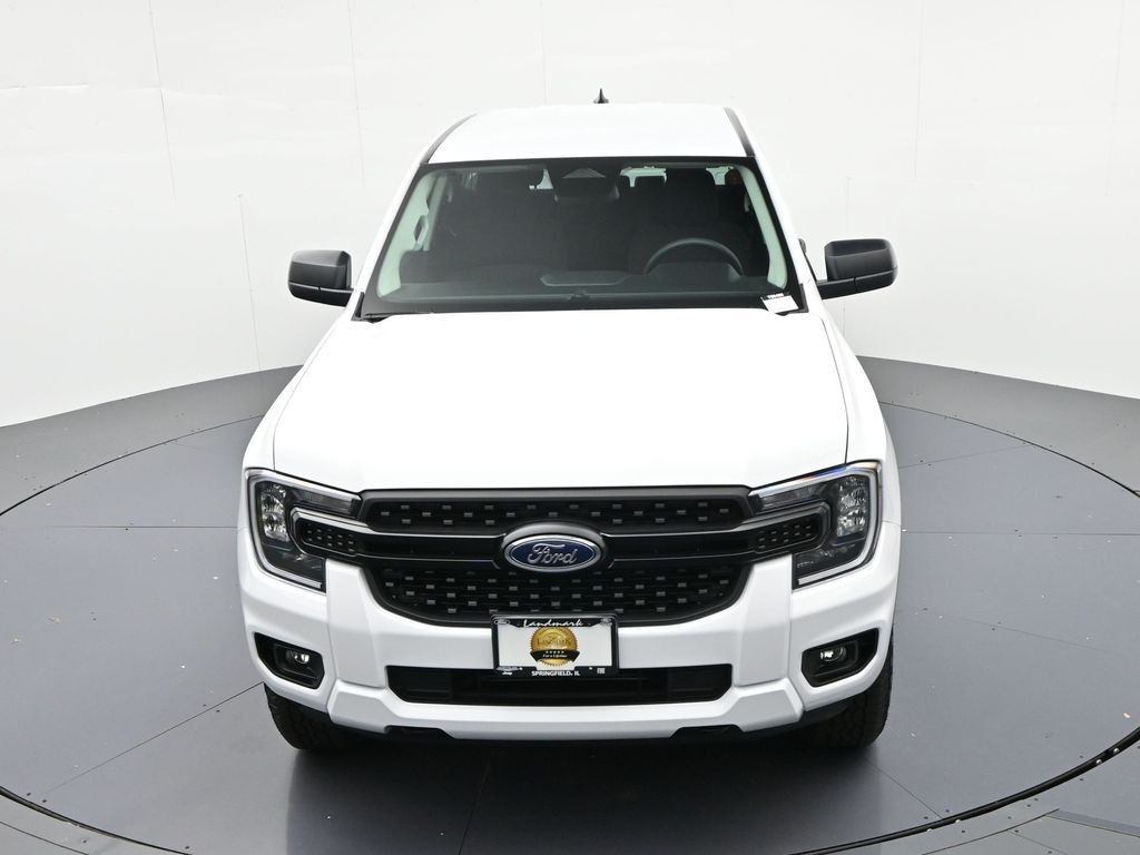 Ford Ranger Vehicle Full-screen Gallery Image 17