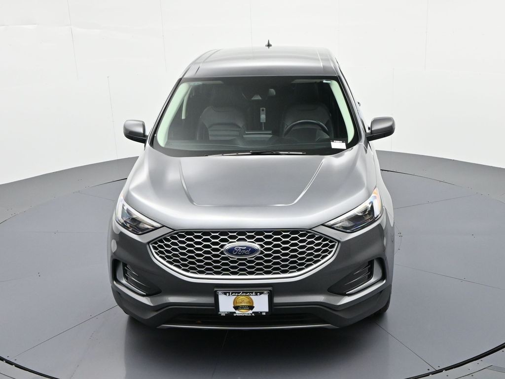 Ford Edge Vehicle Full-screen Gallery Image 27