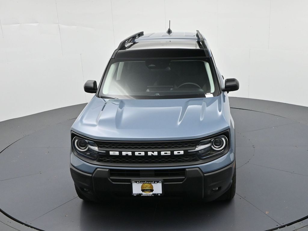 Ford Bronco Sport Vehicle Full-screen Gallery Image 17