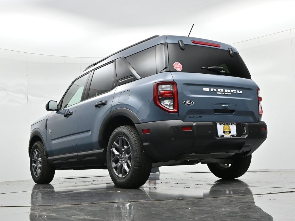 Ford Bronco Sport Vehicle Full-screen Gallery Image 20
