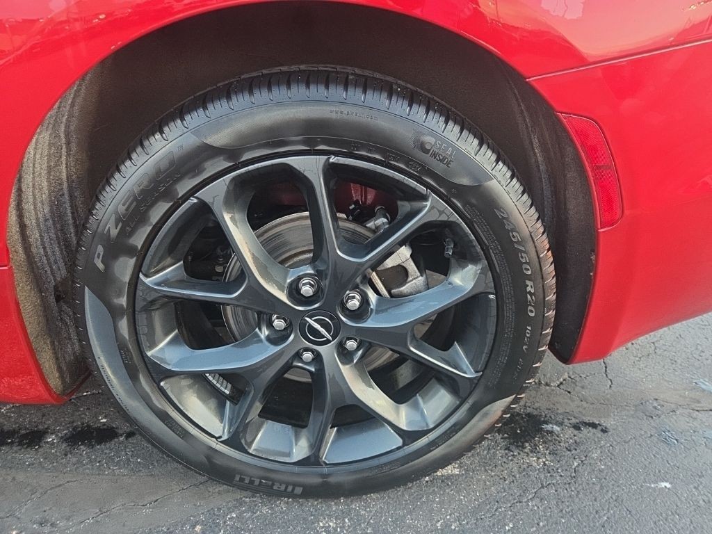 Chrysler Pacifica Vehicle Full-screen Gallery Image 4