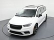 2025 Chrysler Pacifica Limited thumbnail image 29