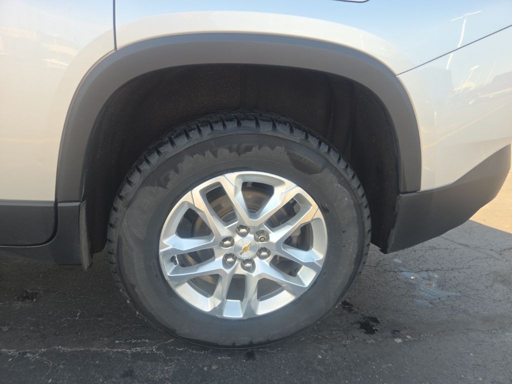 Chevrolet Traverse Vehicle Full-screen Gallery Image 4