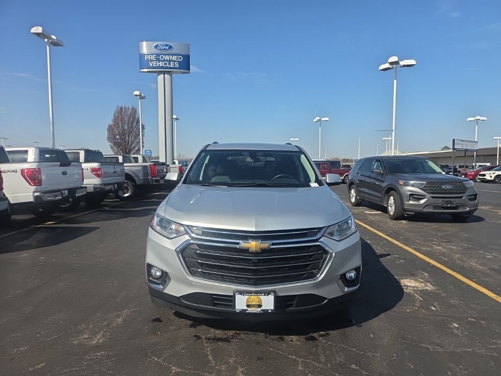 Chevrolet Traverse Vehicle Full-screen Gallery Image 8