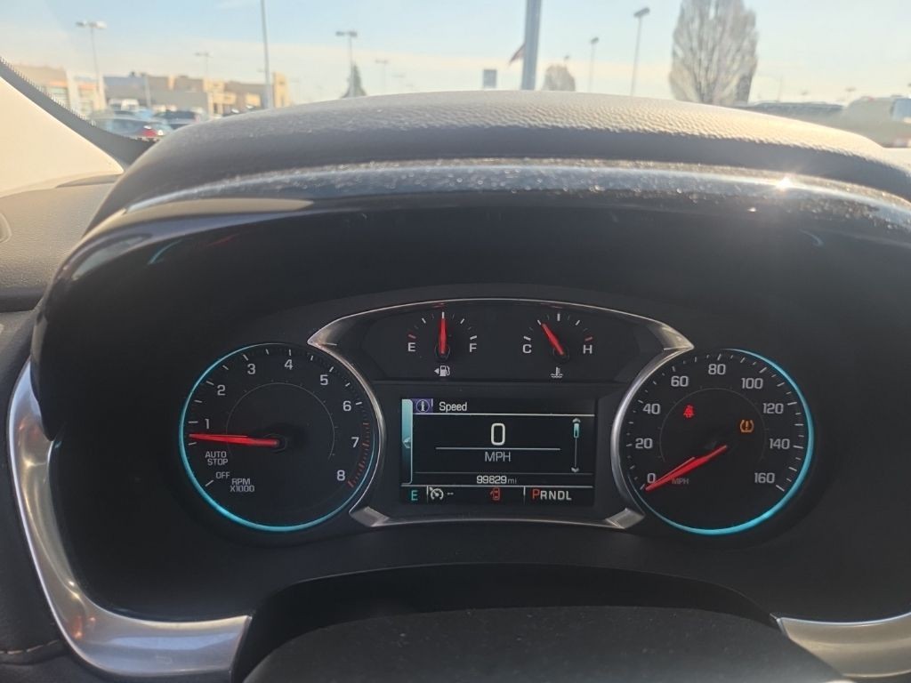 Chevrolet Traverse Vehicle Full-screen Gallery Image 11