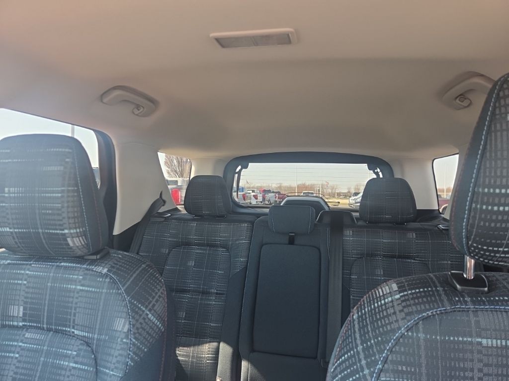 Ford Bronco Sport Vehicle Full-screen Gallery Image 16