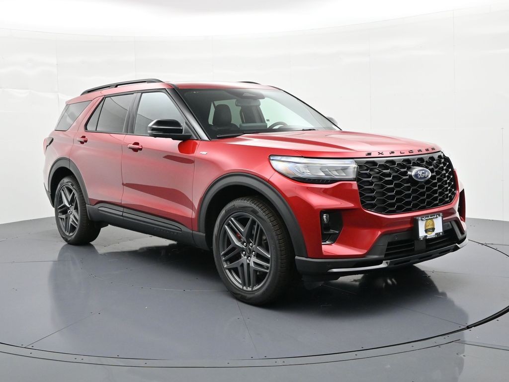 Ford Explorer Vehicle Full-screen Gallery Image 4