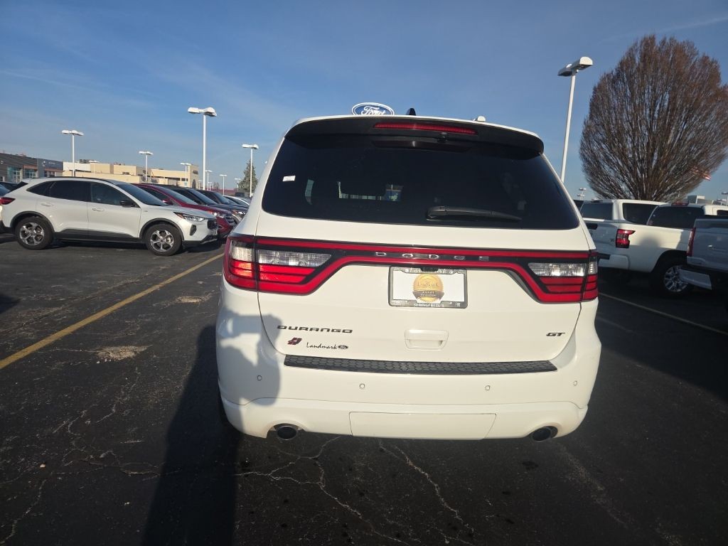 Dodge Durango Vehicle Full-screen Gallery Image 5