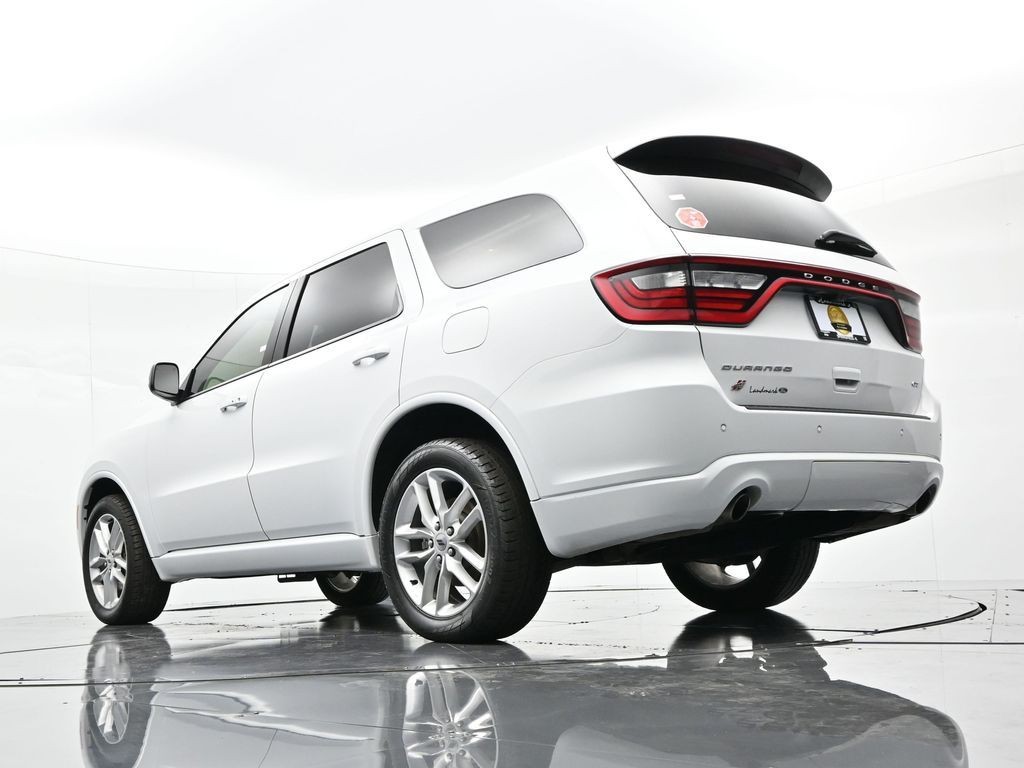 Dodge Durango Vehicle Full-screen Gallery Image 26