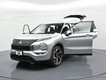 2024 Mitsubishi Outlander PHEV SE thumbnail image 32