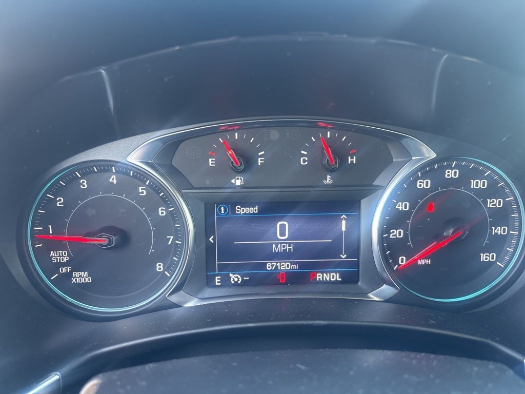 Chevrolet Equinox Vehicle Full-screen Gallery Image 10