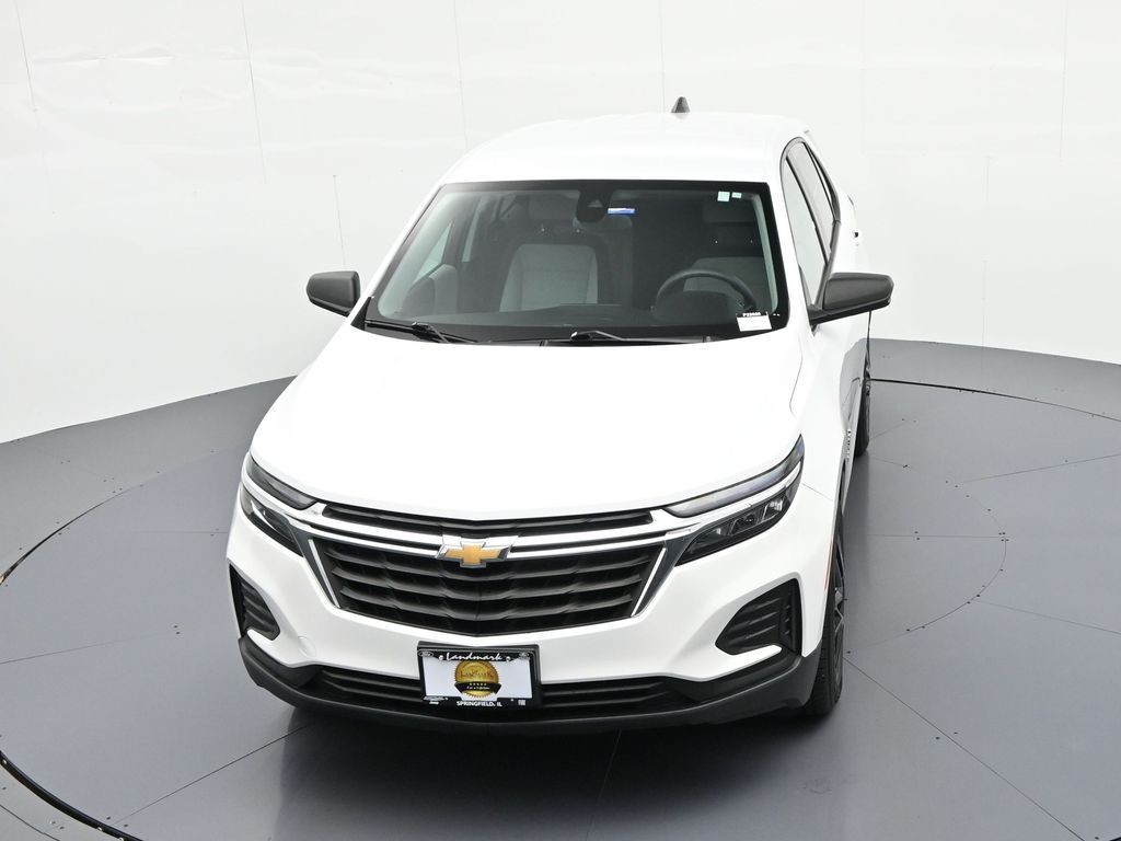 Chevrolet Equinox Vehicle Full-screen Gallery Image 27
