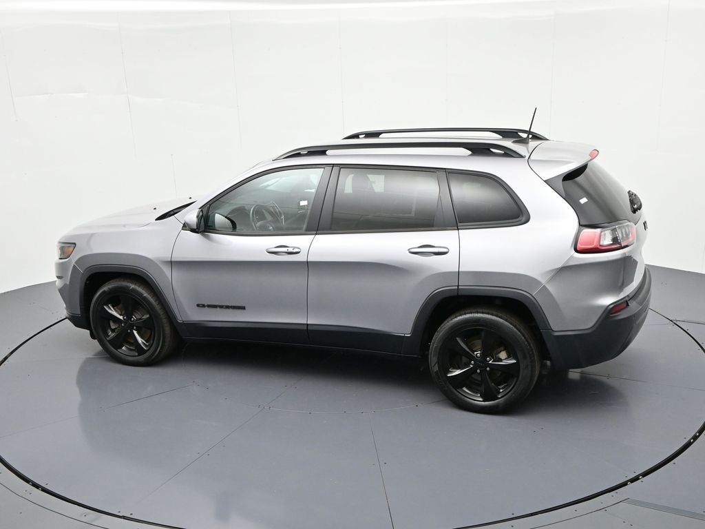 Jeep Cherokee Vehicle Full-screen Gallery Image 22