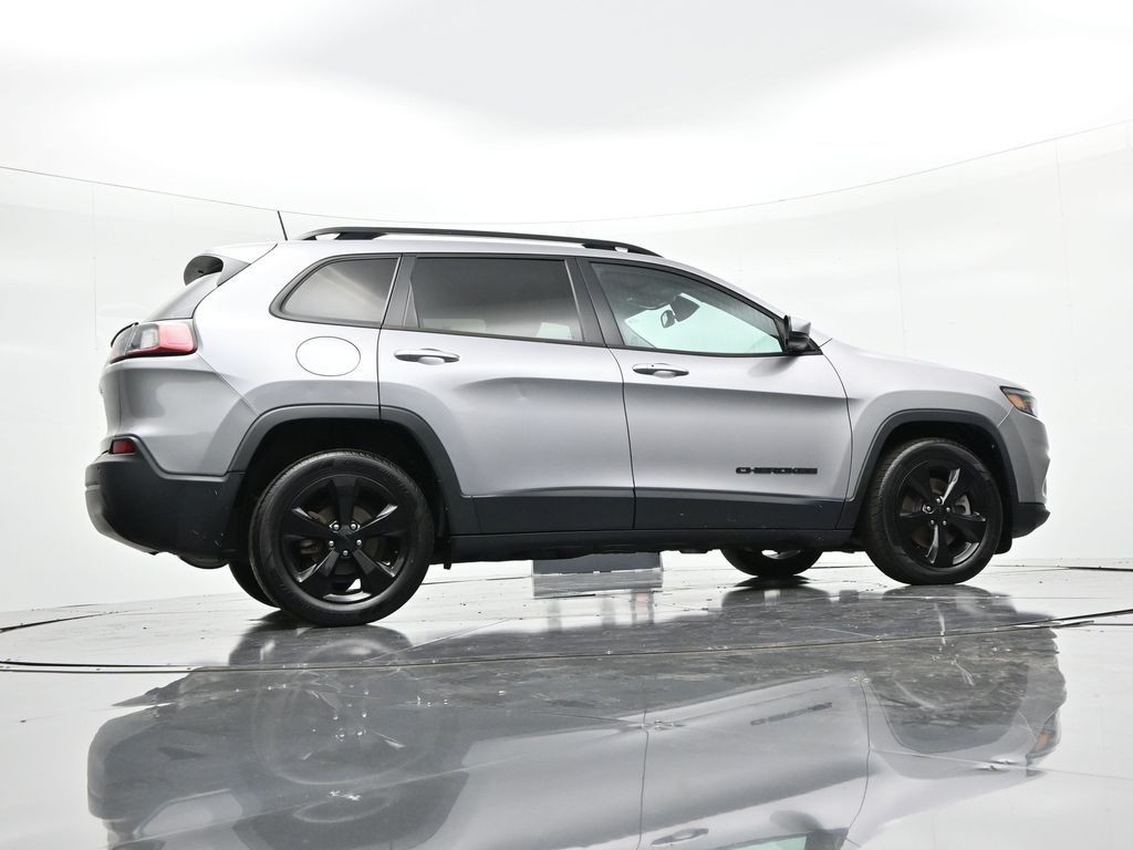 Jeep Cherokee Vehicle Full-screen Gallery Image 25