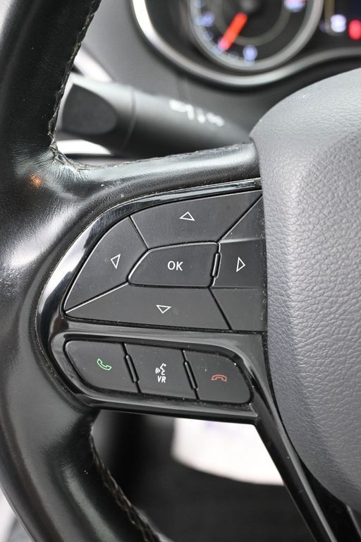 Jeep Cherokee Vehicle Full-screen Gallery Image 18
