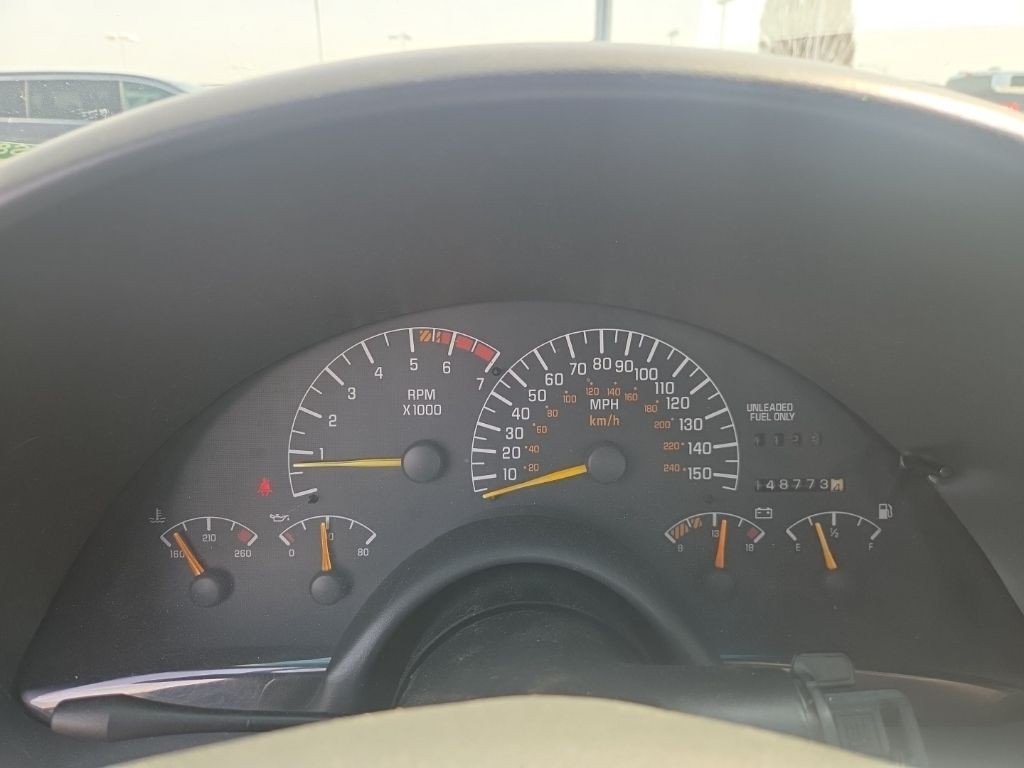 Pontiac Firebird Vehicle Full-screen Gallery Image 11