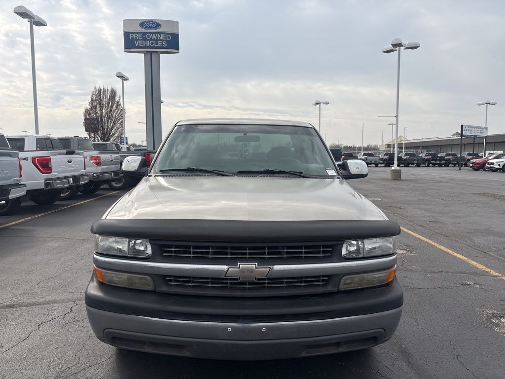 Chevrolet Silverado 1500 Vehicle Full-screen Gallery Image 8