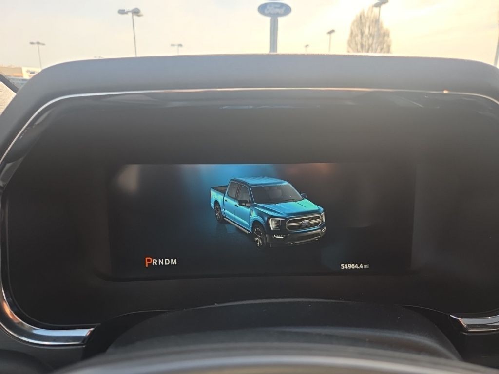 Ford F-150 Vehicle Full-screen Gallery Image 12